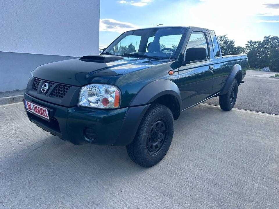 Nissan Navara NP300 Pick-up King Cab 4X4 пробіг: 230000 рік: Juni 2008 Diesel потужність:133 PS коробка: Manuell ціна: 5999